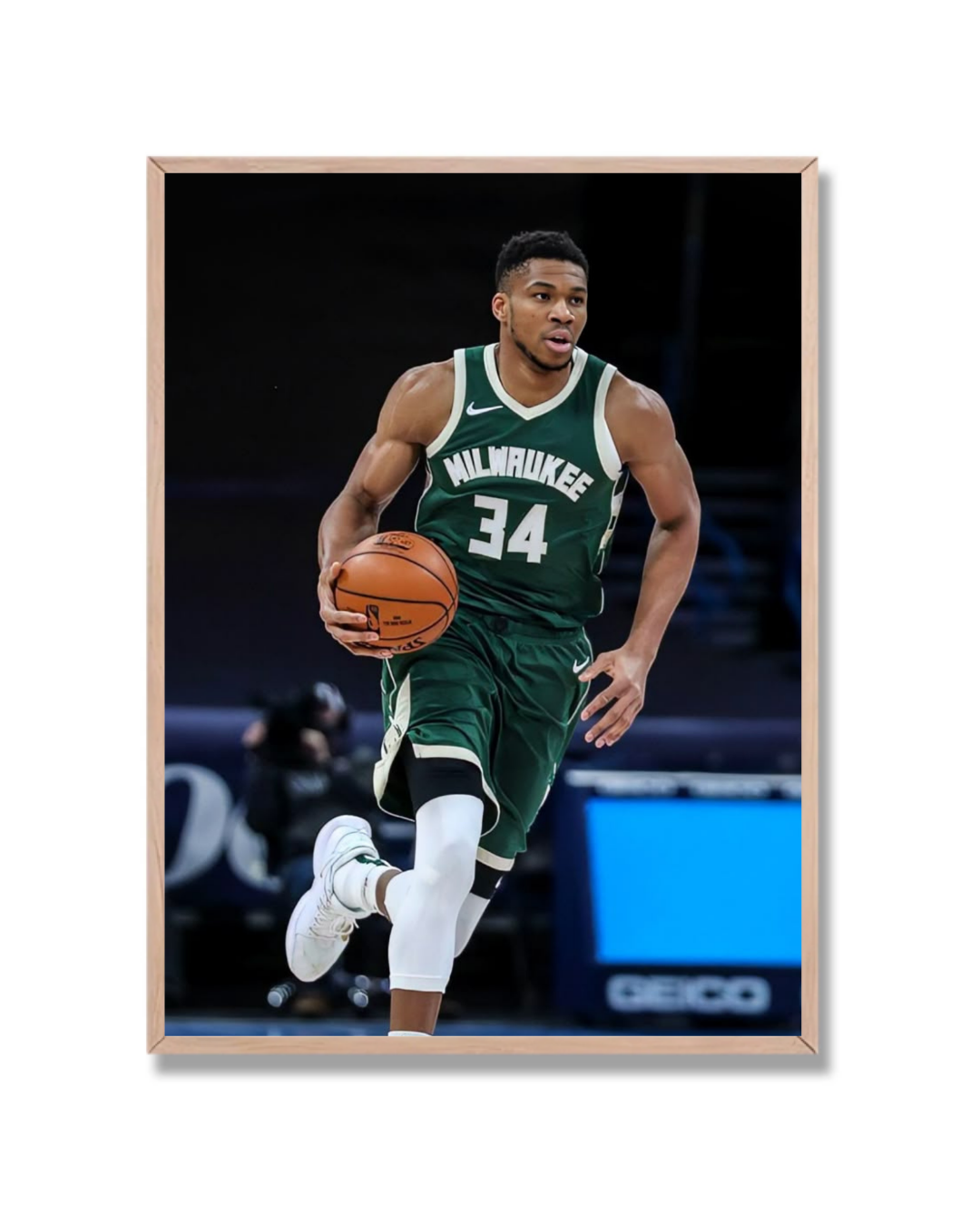 Giannis Antetokounmpo #3