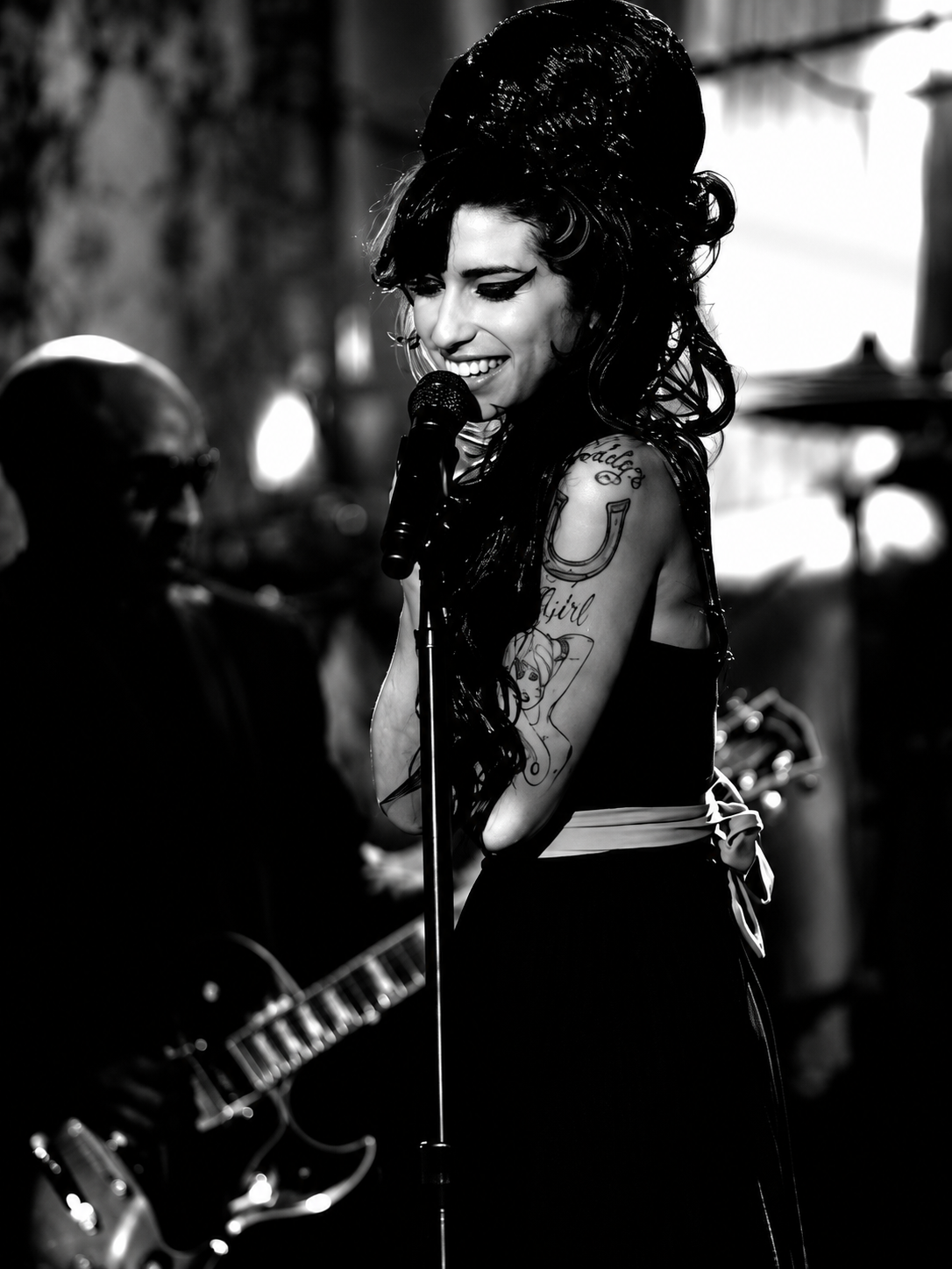 Ilustración 093 — Amy Winehouse en Vivo — cuadro individual