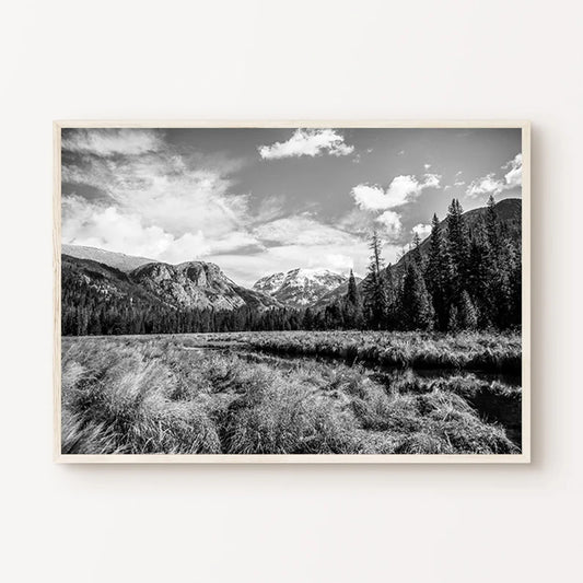 Montaña en blanco y negro